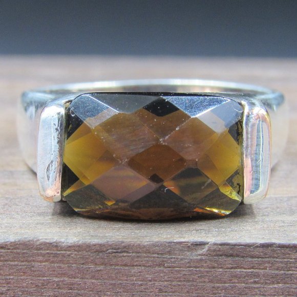 Jewelry - Size 9.25 Silver Tone Light Brown Glass Band Ring